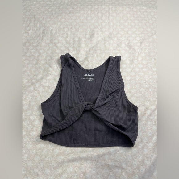 GARAGE twist front crop top - Picture 3 of 4